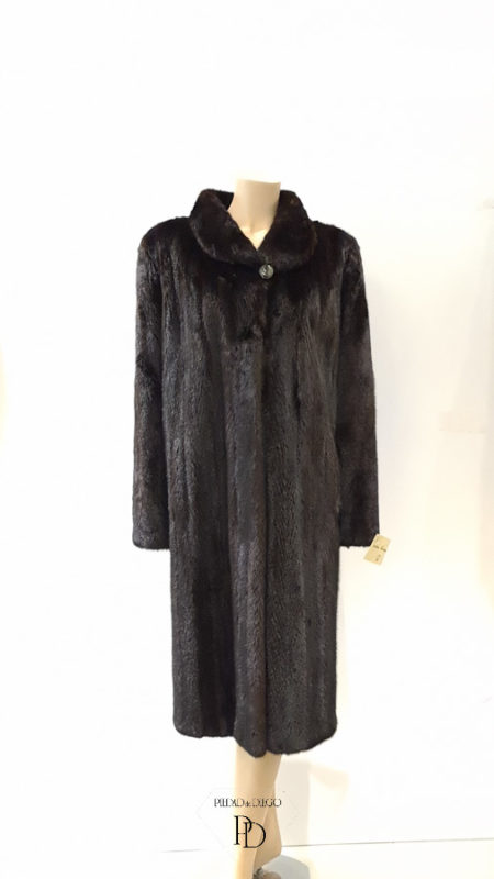 abrigo vison negro clasico